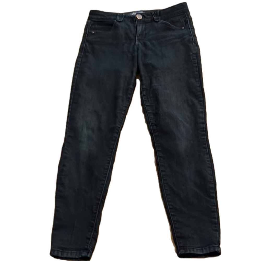 DEMOCRACY Ab solution straight leg jeans size 8
